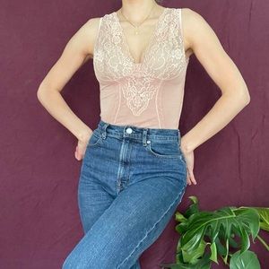 Vintage cream/blush top